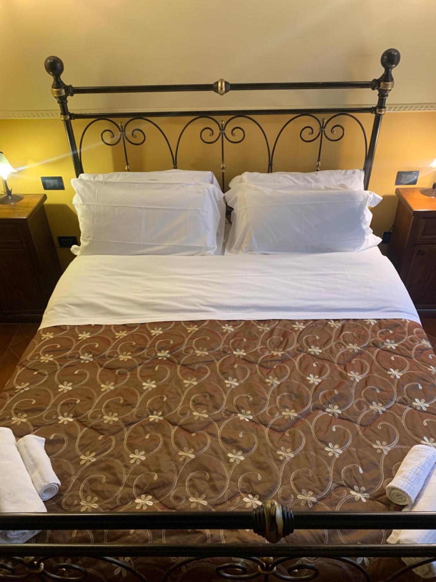 Hotel Pignatelli Napoli Экстерьер фото
