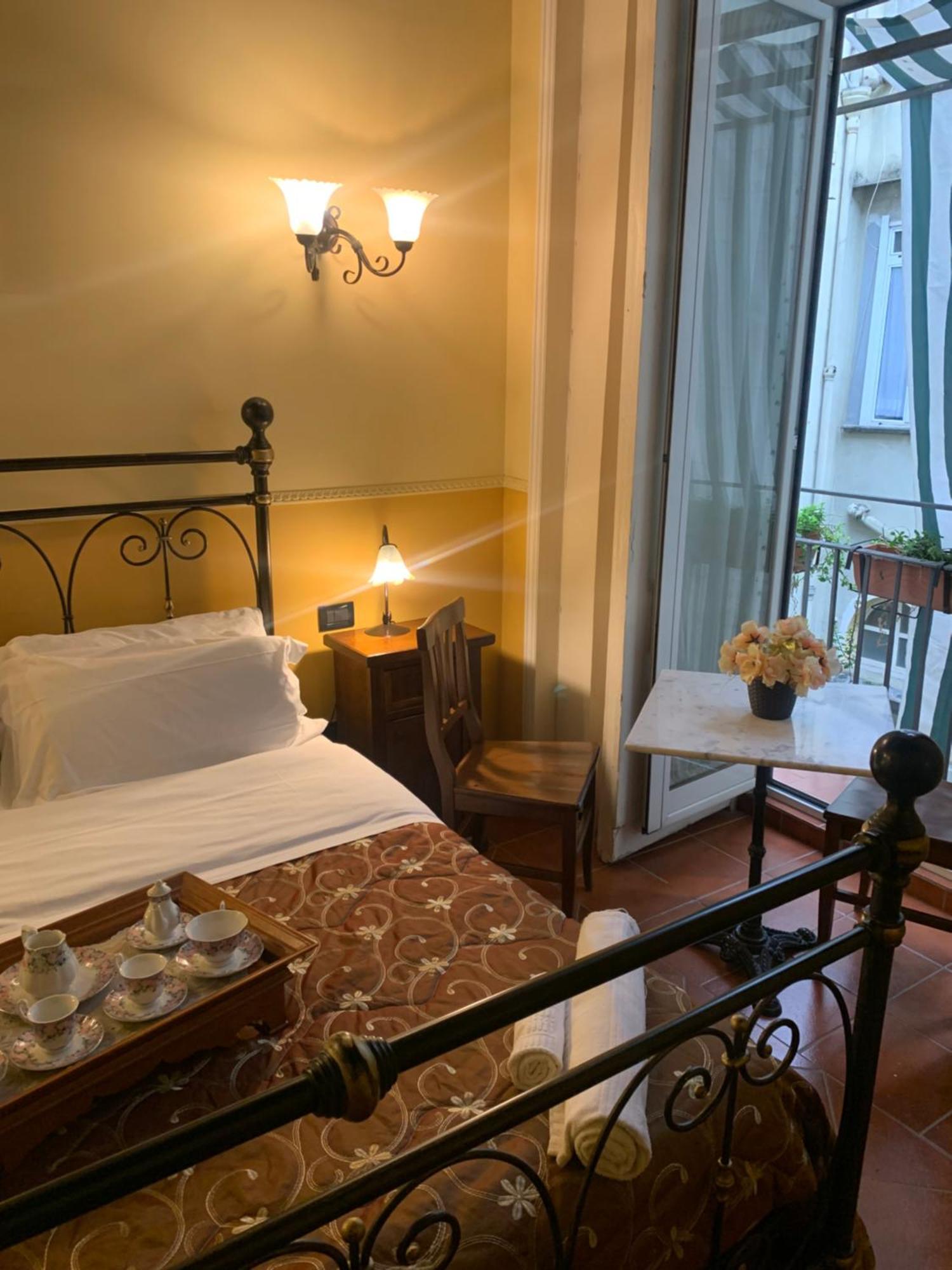 Hotel Pignatelli Napoli Экстерьер фото